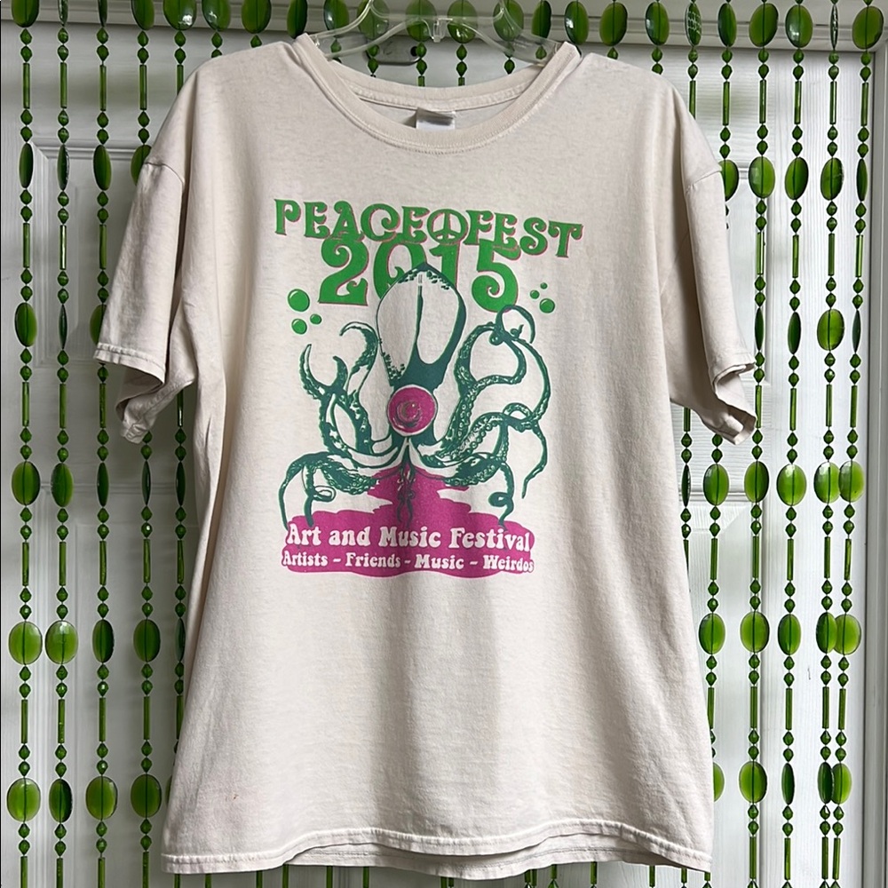 Peace Fest 2015 Art and Music Festival Graphic Tee